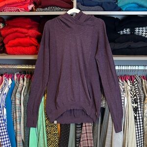 Bench purple long sleeve kangaroo pocket hooded lightweight sweater size S NWT